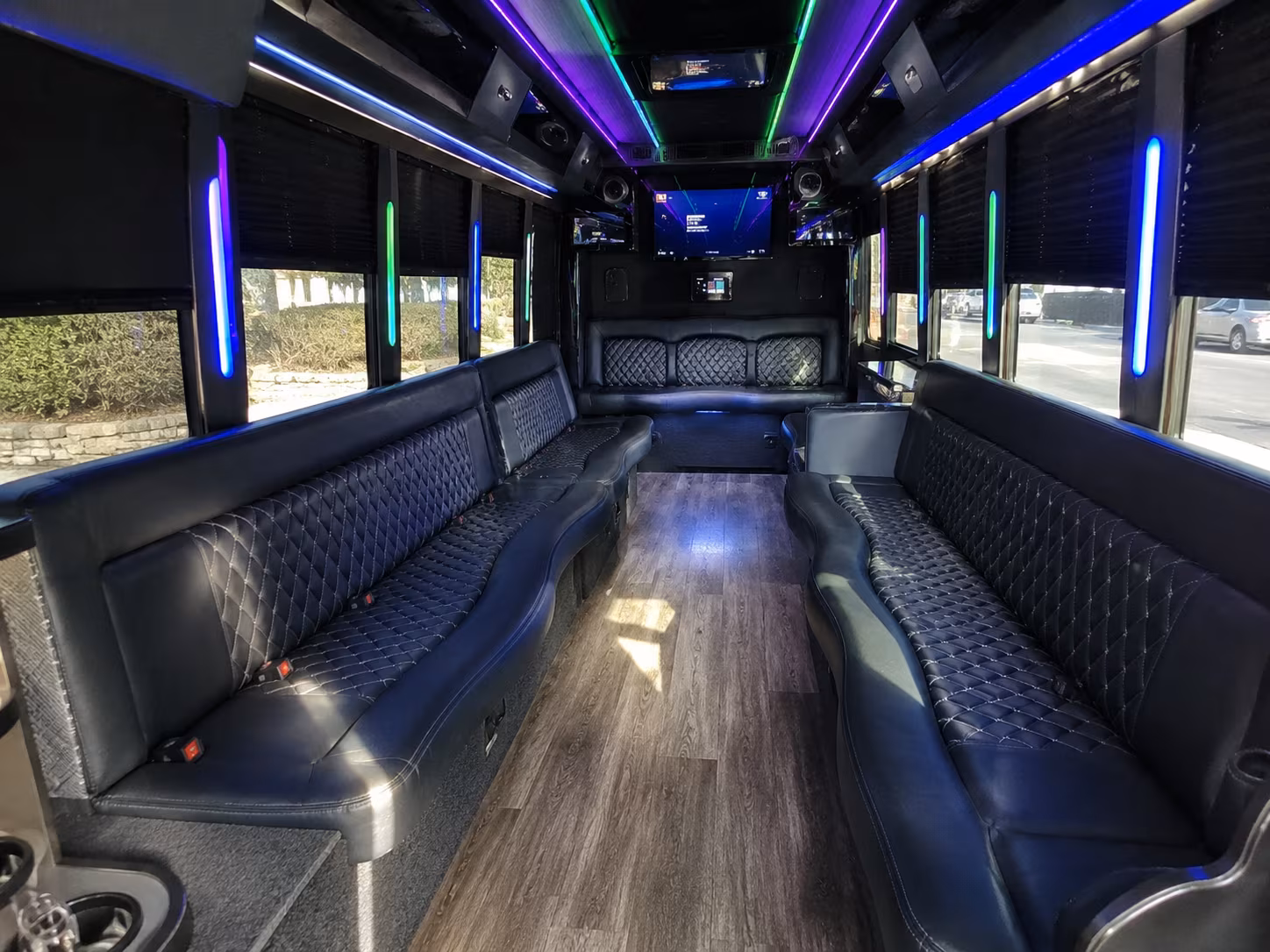 flint 15 passenger party bus interior