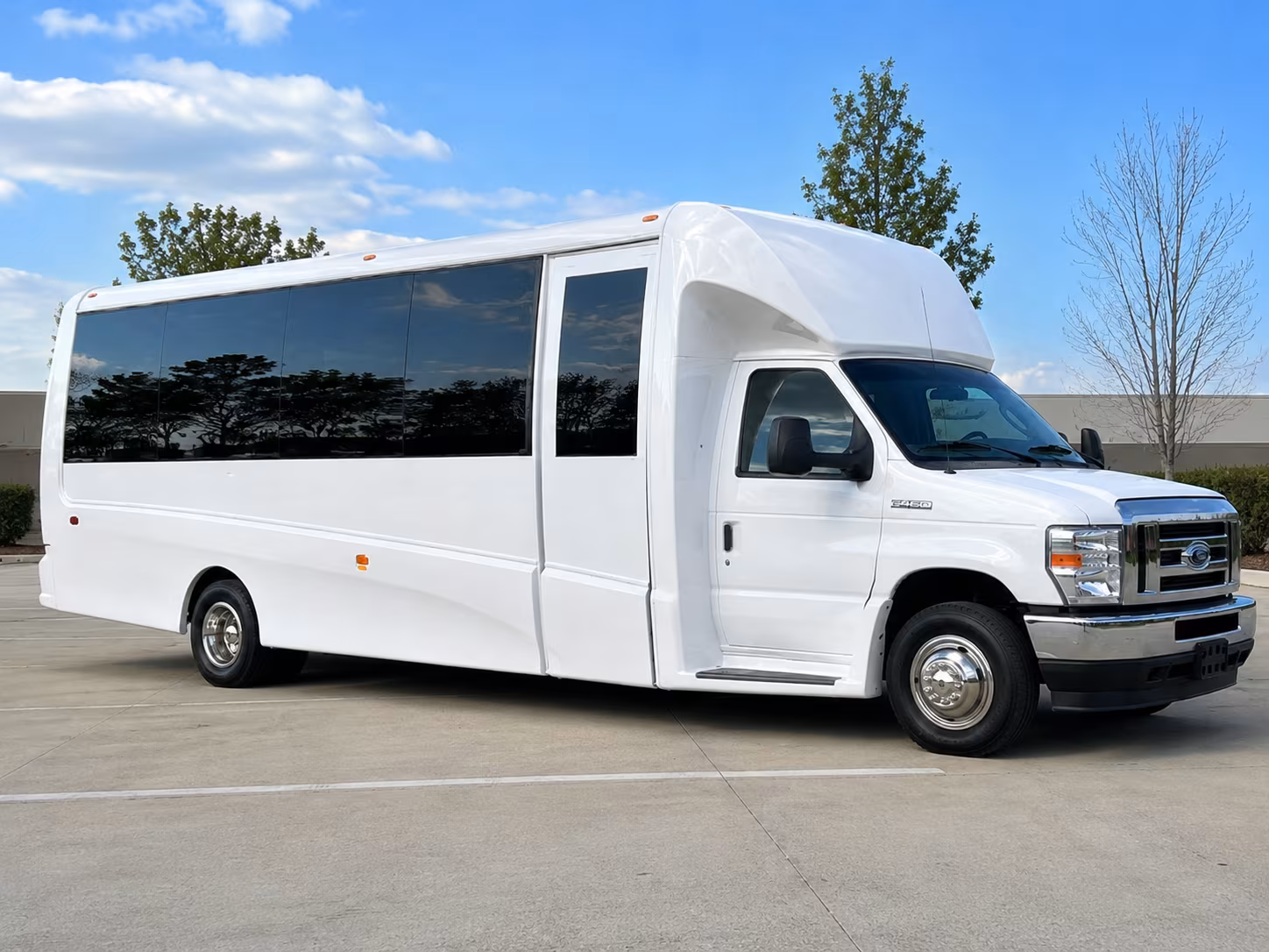 hotel to venue shuttle buses for flint corporate groups