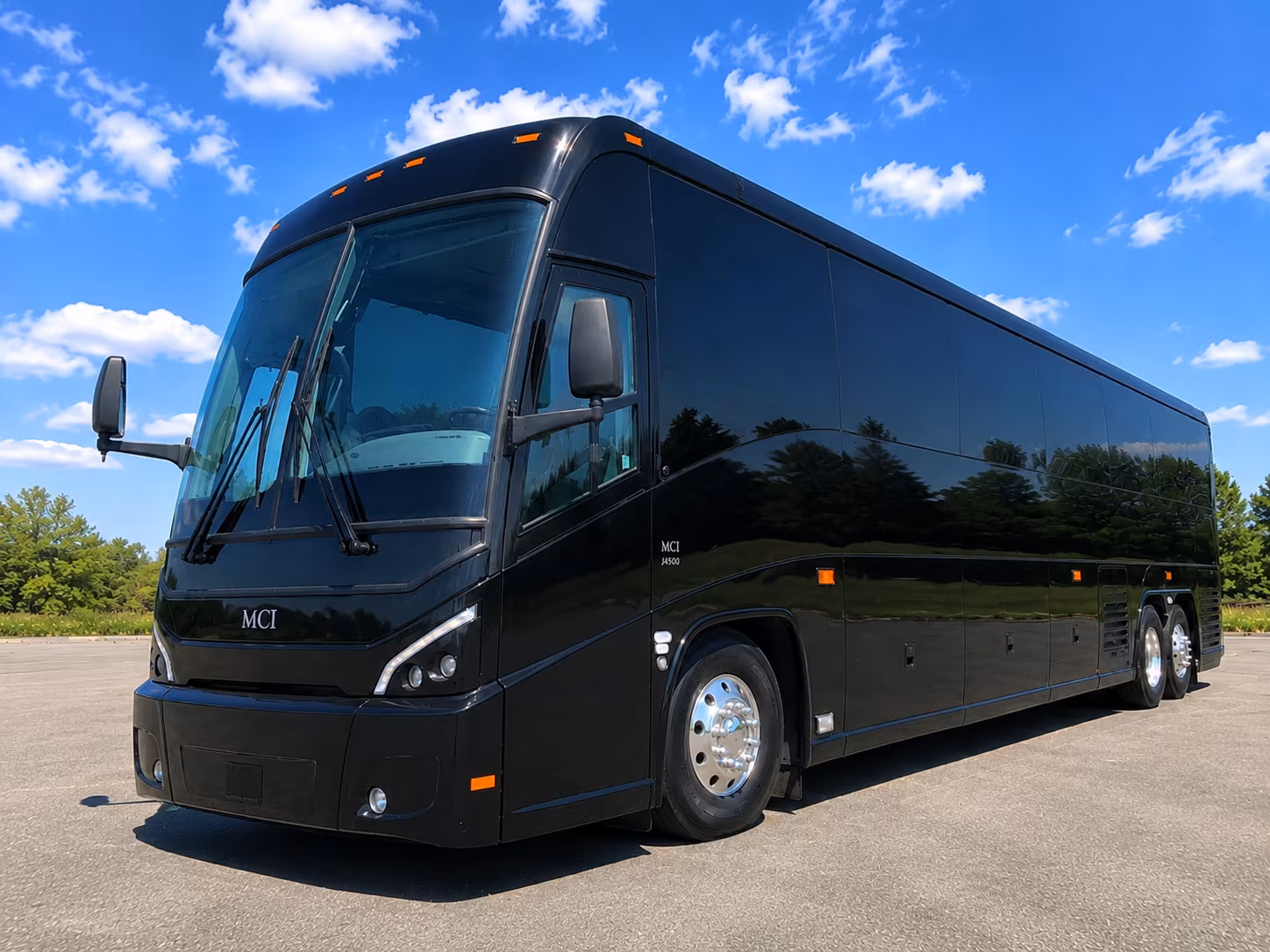 long distance bus trips from flint to chicago and the midwest