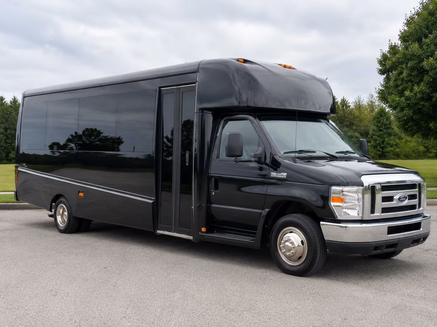 rent a bus in flint for prom night at genesee valley club and banquet venues