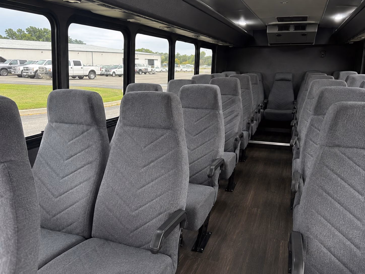wedding guest shuttle buses between flint hotels and your venue